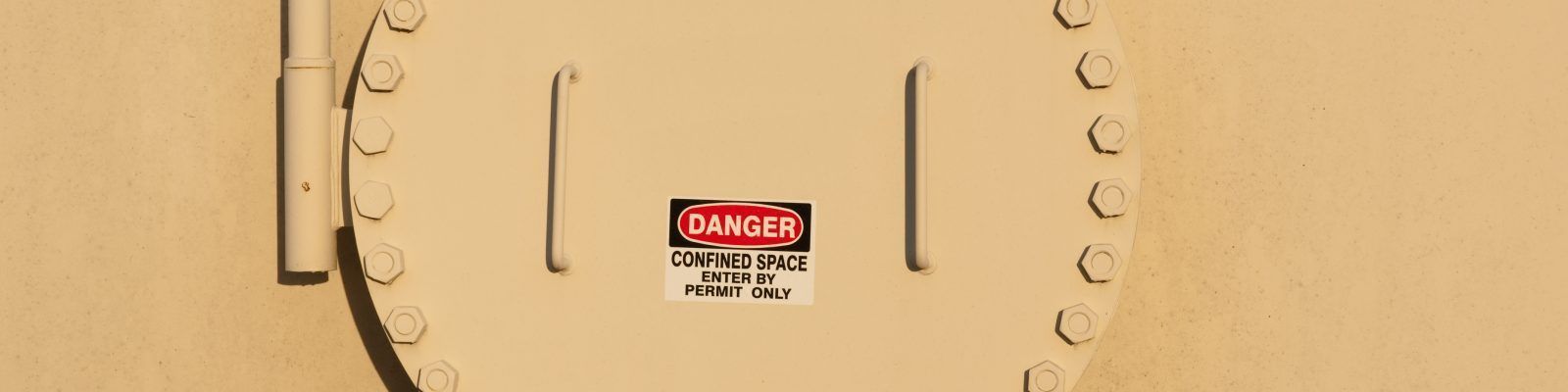 RIIWHS202E Enter and work in confined spaces