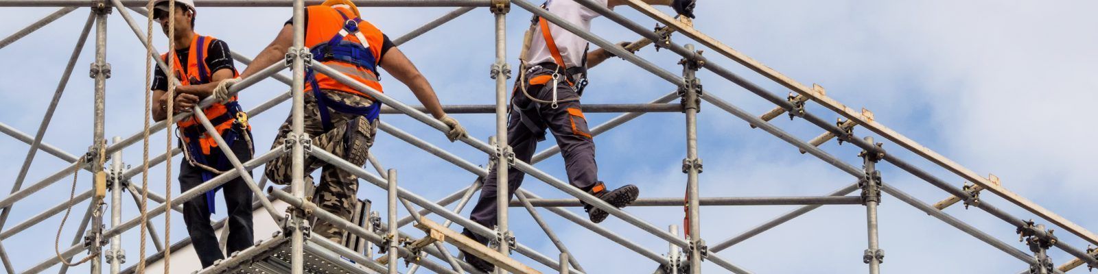 CPCCLSF2001 Licence to erect, alter and dismantle scaffold basic level