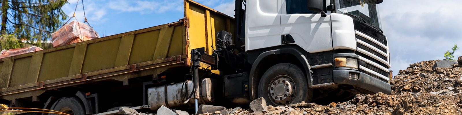 RIIHAN307E Operate a vehicle loading crane