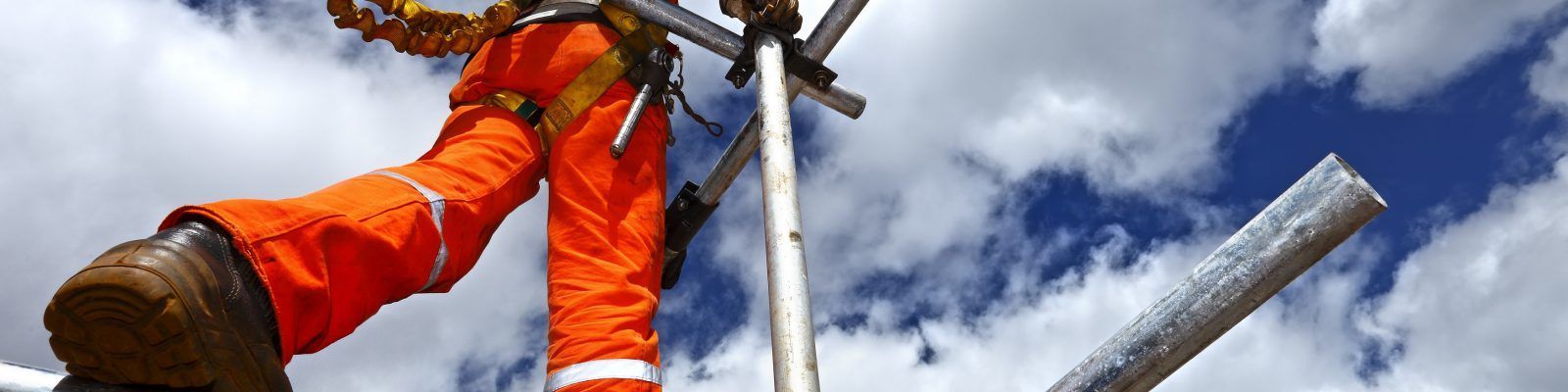 CPCCCM2010 Work safely on scaffolding higher than two metres